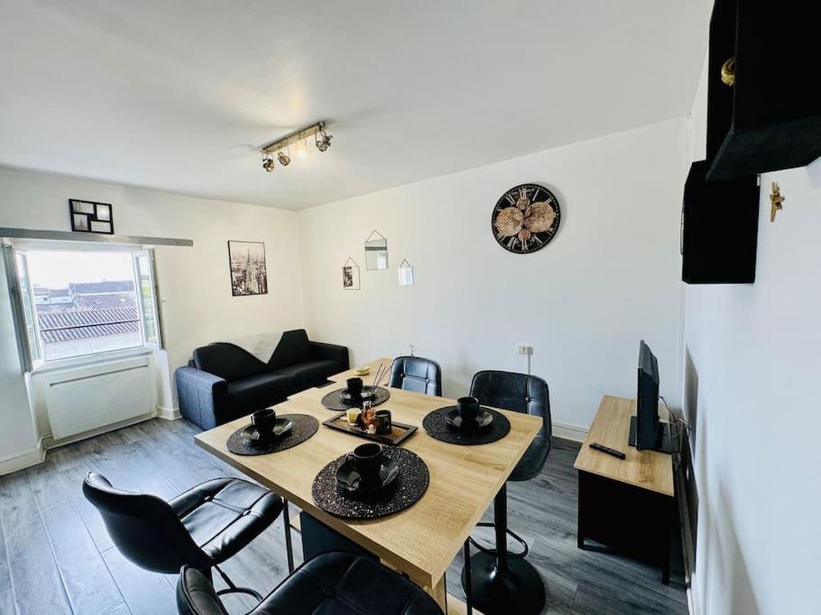 Isval Wifi-Hyper Centre Cognac Appartement Buitenkant foto