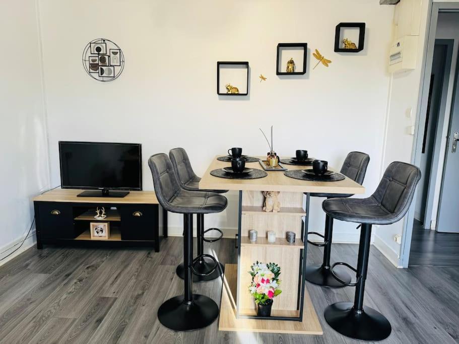 Isval Wifi-Hyper Centre Cognac Appartement Buitenkant foto